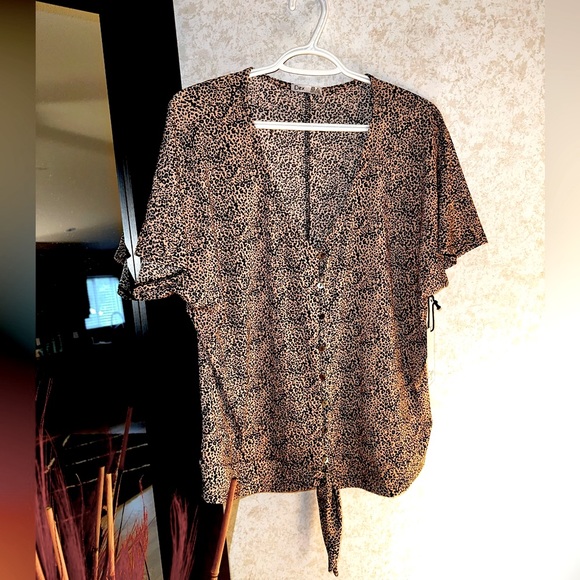 Dex Tops - NWT Dex top